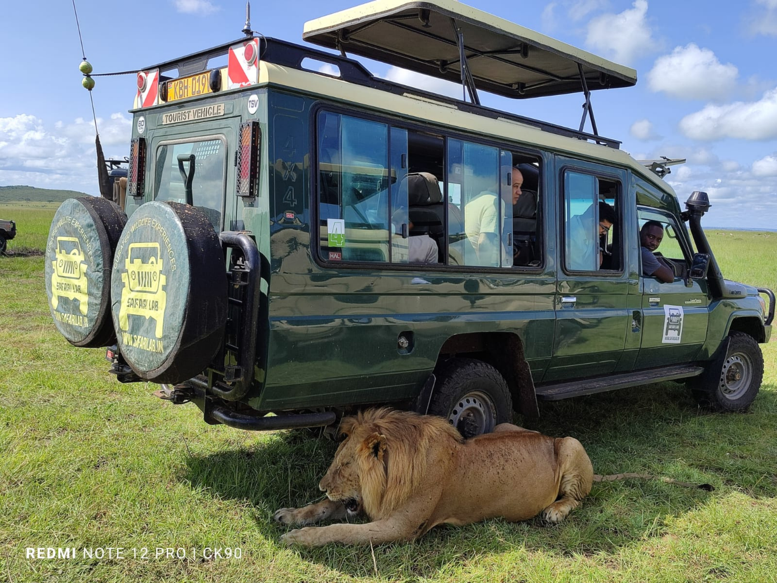 Safari vehicle